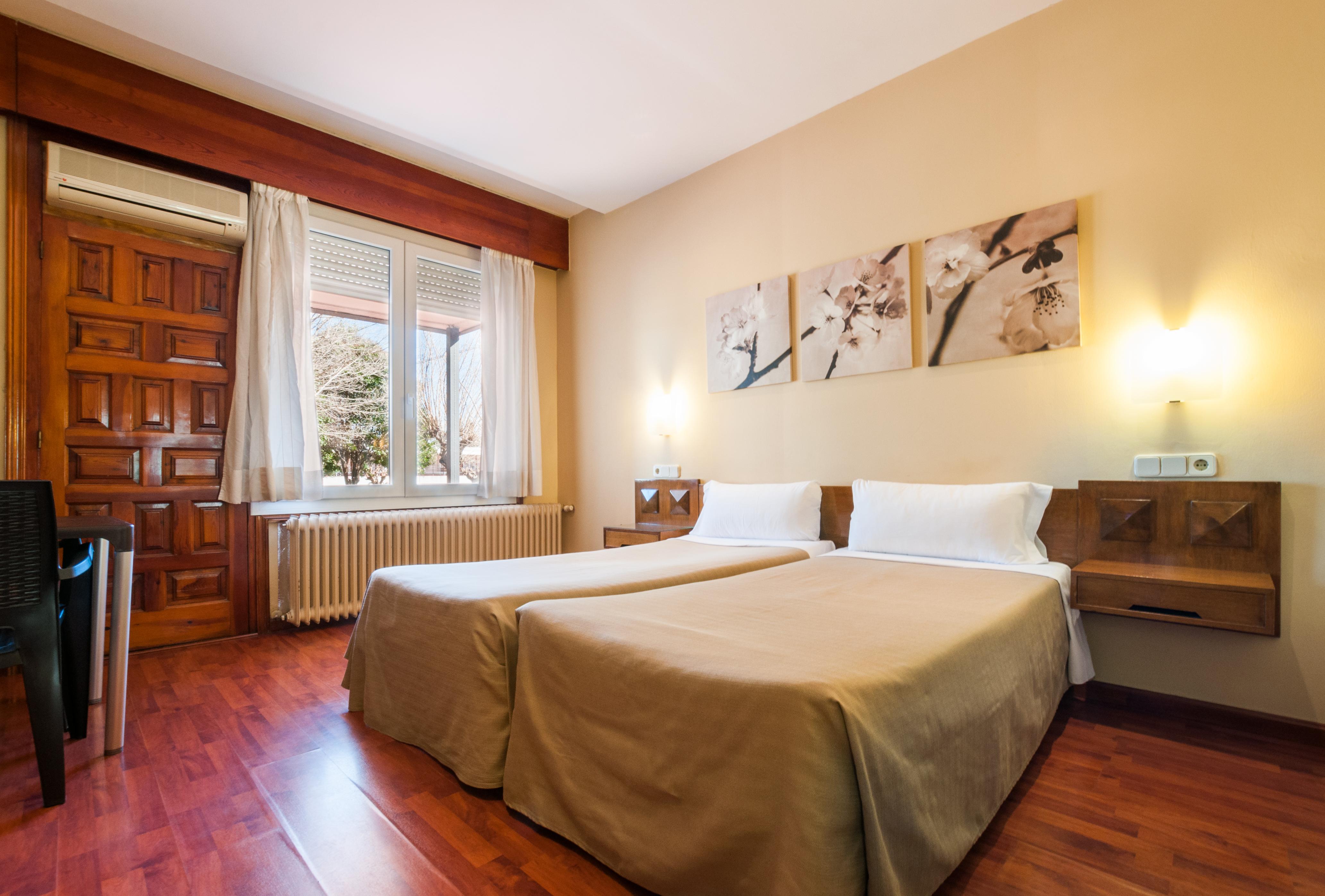 Hotel Los Olivos Getafe Buitenkant foto