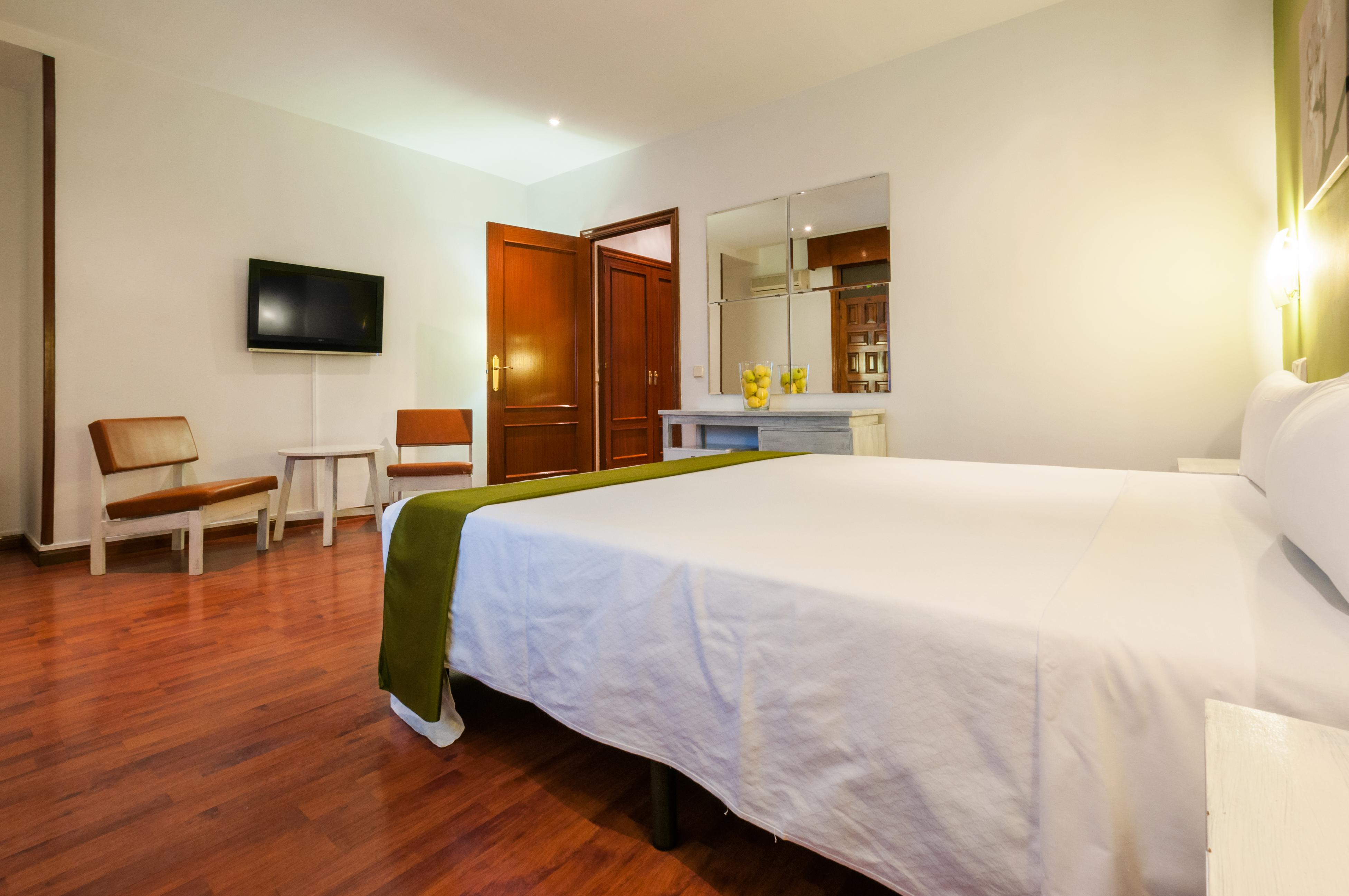 Hotel Los Olivos Getafe Buitenkant foto